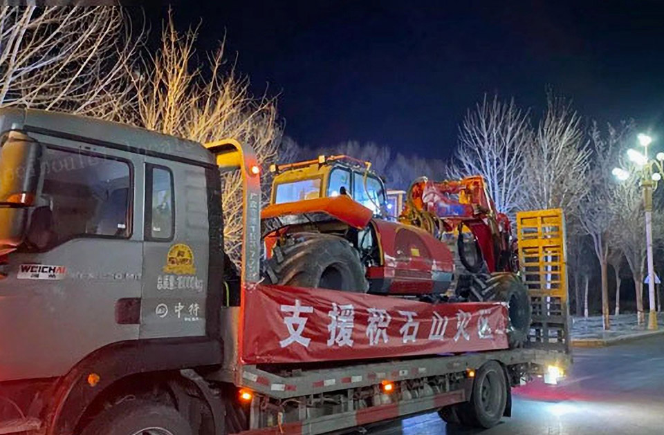 88858cc永利积极为甘肃临夏州积石山县级地震做好抗震救援提供设备支持