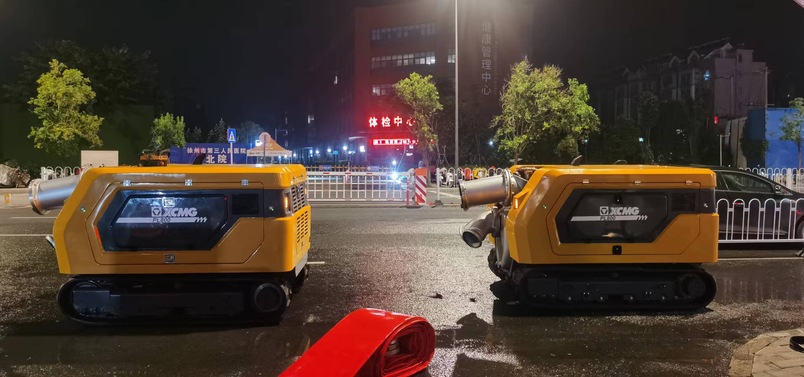 88858cc永利排涝机器人紧急驰援，多处涝区“治水先锋”
