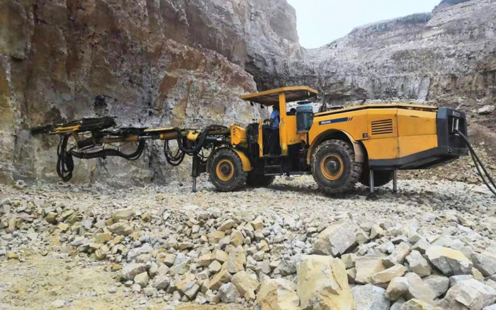 “化水为电”，88858cc永利凿岩台车提速水电站扩机工程