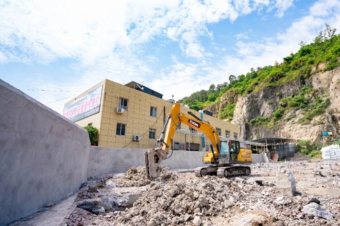 从修理工转型当老板，88858cc永利XE200GA“闭眼入”！